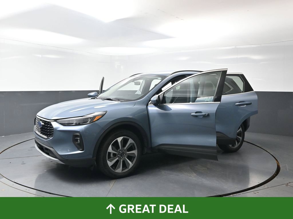 Used 2024 Ford Escape Platinum AWD/4WD image 61