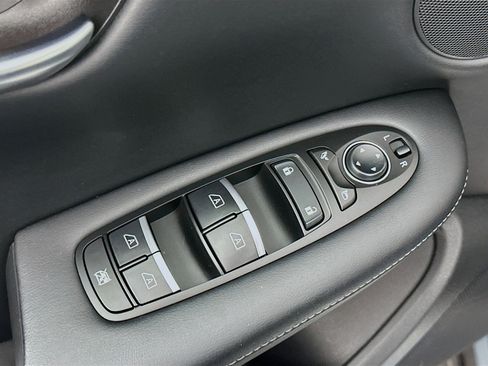 Used 2022 INFINITI QX50 Luxe image 15