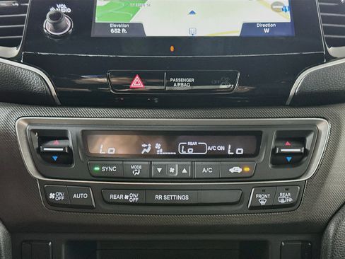 Used 2023 Honda Passport TrailSport image 16