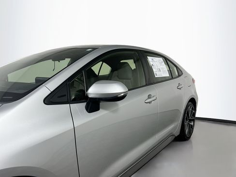 Used 2021 Toyota Corolla SE FWD image 13