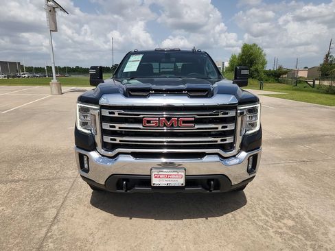 Used 2022 GMC Sierra 2500 SLE w/ SLE Convenience Package AWD/4WD image 11