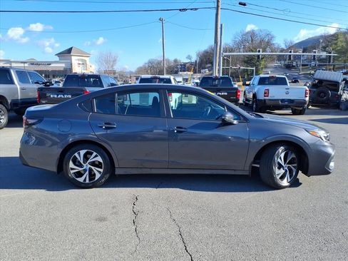 Used 2023 Subaru Legacy Premium image 3
