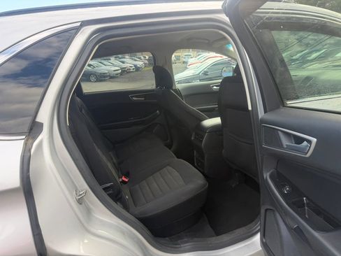 Used 2018 Ford Edge SEL AWD/4WD image 29