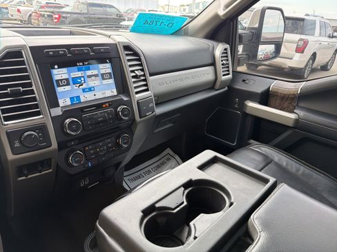 Used 2017 Ford F350 Lariat w/ Chrome Package AWD/4WD image 22
