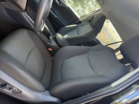 Used 2024 Toyota RAV4 XLE image 21