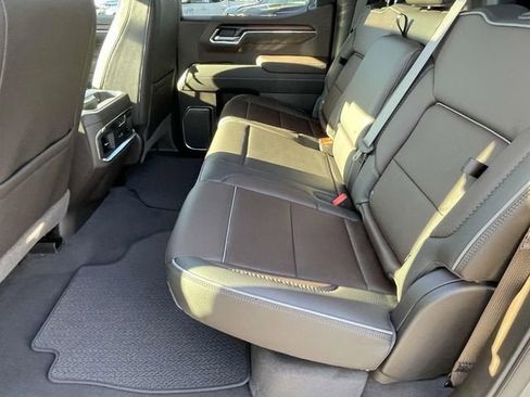 New 2026 GMC Sierra 1500 Denali w/ Technology Package image 9