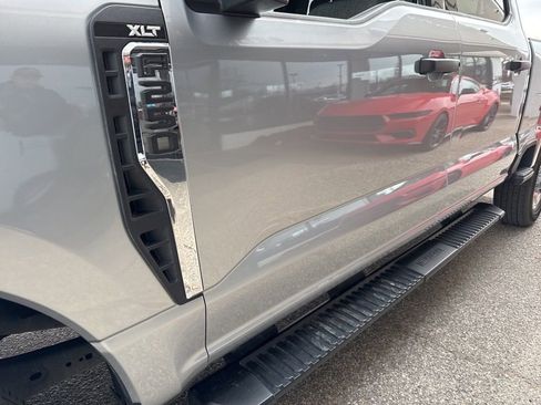 Used 2023 Ford F250 XLT image 9
