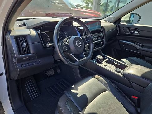 Used 2023 Nissan Pathfinder SL w/ SL Premium Package AWD/4WD image 35
