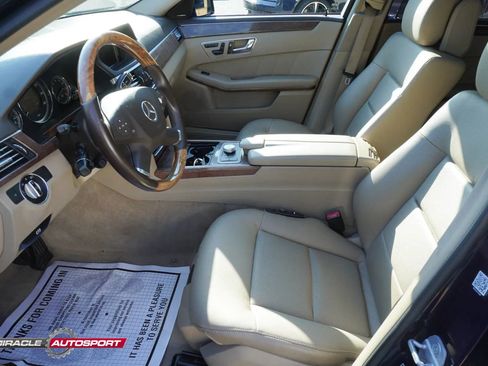 Used 2011 Mercedes-Benz E 350 4MATIC Wagon image 17