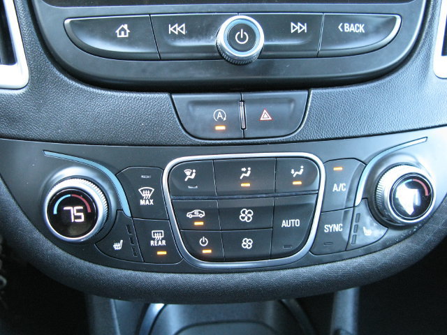 Used 2024 Chevrolet Malibu LT FWD image 19