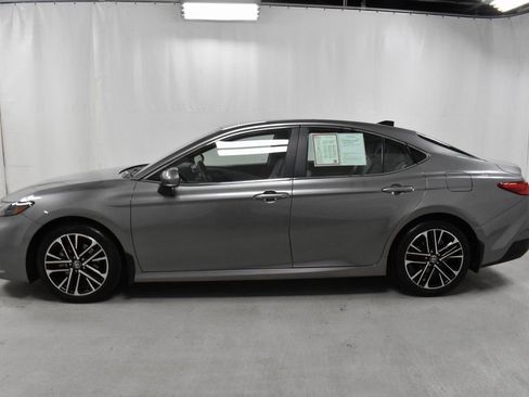 Certified 2025 Toyota Camry XLE image 8