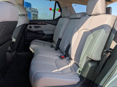 Certified 2025 Honda Pilot EX-L image 29