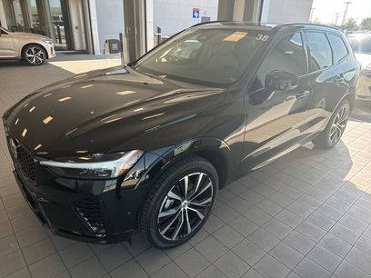 New 2025 Volvo XC60 B5 Plus w/ Protection Package Premier