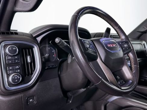 Used 2021 GMC Sierra 2500 AT4 w/ AT4 Premium Plus Package image 10