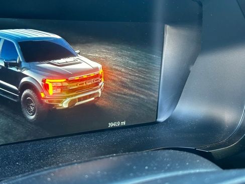 Used 2025 Ford F150 Raptor image 15