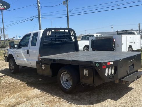 Used 2011 Ford F350 XL w/ PWR Equipment Group image 2