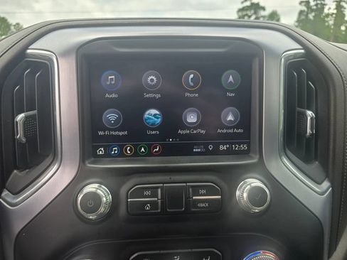 Used 2019 GMC Sierra 1500 SLT w/ SLT Premium Plus Package AWD/4WD image 18