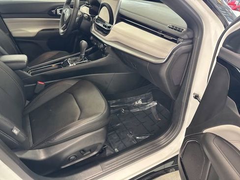 Used 2024 Jeep Compass Limited w/ Elite Group image 23