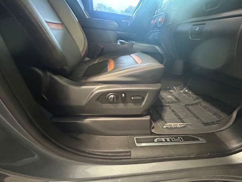 Used 2019 GMC Sierra 1500 AT4 w/ AT4 Premium Package image 27