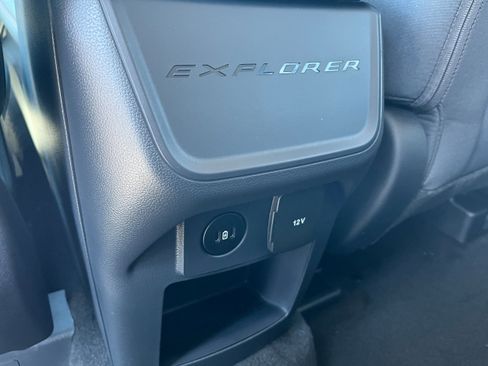 New 2026 Ford Explorer Active AWD/4WD image 10