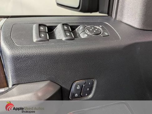 Used 2016 Ford F150 Platinum w/ Equipment Group 701A Luxury AWD/4WD image 9