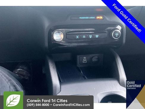 Used 2025 Ford Escape Platinum image 16