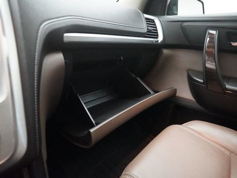 Used 2017 GMC Acadia Limited SLT AWD/4WD image 30
