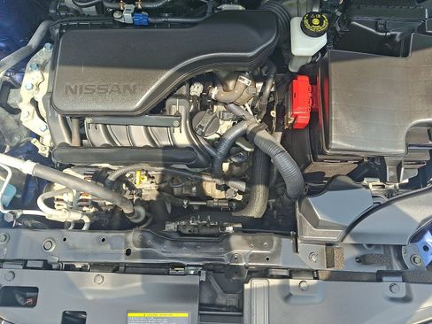 Used 2018 Nissan Rogue Sport S AWD/4WD image 26
