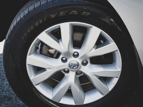 Used 2014 Nissan Murano SL w/ Navigation Package AWD/4WD image 20