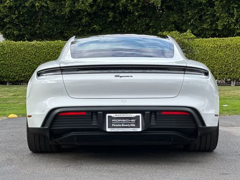 New 2025 Porsche Taycan image 7