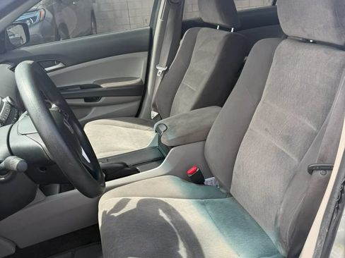 Used 2010 Honda Accord LX image 8