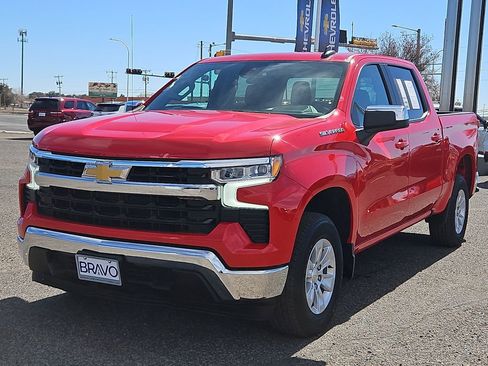 Used 2025 Chevrolet Silverado 1500 LT image 1