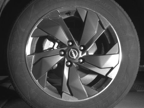 Used 2025 Nissan Rogue SV image 12