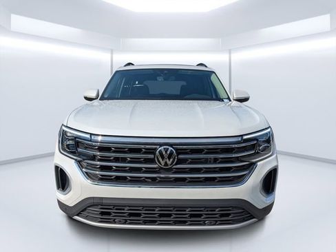New 2026 Volkswagen Atlas SE image 8