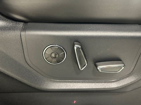 Used 2019 Ford F250 Platinum w/ Platinum Ultimate Package AWD/4WD image 21