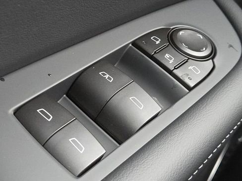 New 2026 Buick Enclave Preferred w/ Power Package image 21