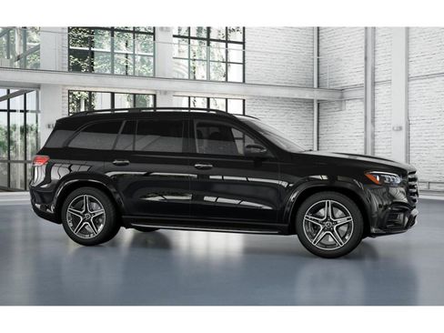 New 2026 Mercedes-Benz GLS 450 4MATIC image 14