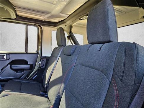 New 2026 Jeep Wrangler Unlimited Rubicon AWD/4WD image 18