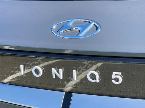 Certified 2024 Hyundai Ioniq 5 SEL RWD image 35