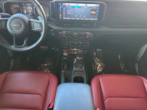 Used 2024 Jeep Wrangler Unlimited Rubicon 392 image 4