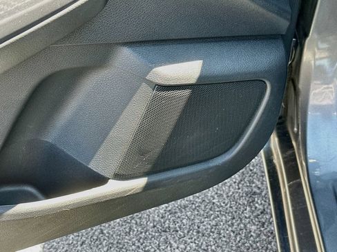 Used 2025 Nissan Sentra SV FWD image 25
