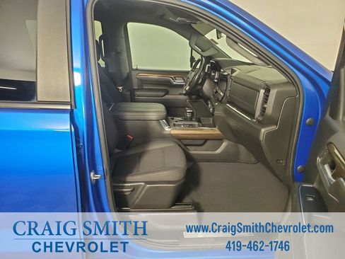 Used 2023 Chevrolet Silverado 1500 RST AWD/4WD image 15