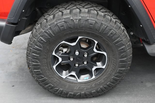Used 2022 Jeep Wrangler Unlimited Rubicon 4xe w/ Cold Weather Group AWD/4WD image 38