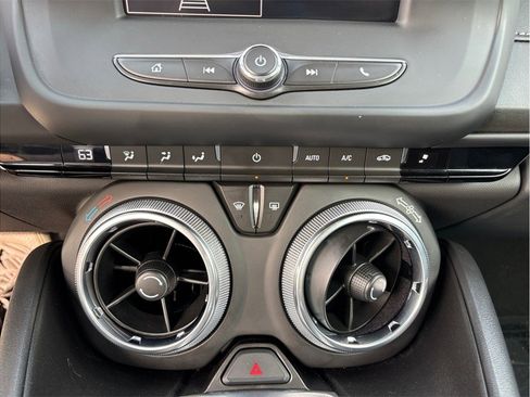 Used 2023 Chevrolet Camaro LT RWD image 28