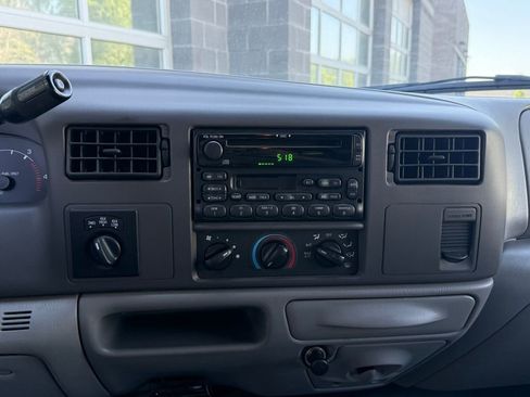 Used 2001 Ford F250 Lariat AWD/4WD image 26