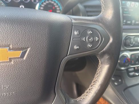 Used 2019 Chevrolet Suburban Premier image 20