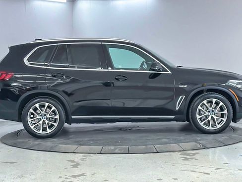 Used 2023 BMW X5 xDrive45e w/ Climate Comfort Package image 8