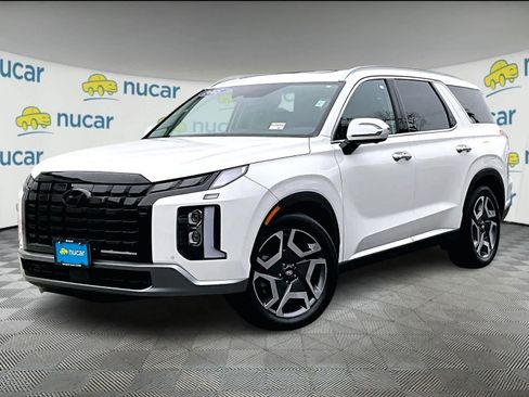 Used 2025 Hyundai Palisade Limited image 3