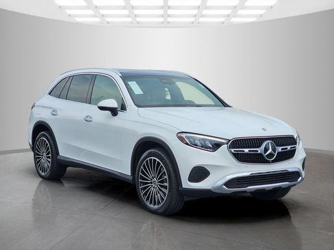 New 2026 Mercedes-Benz GLC 300 image 8