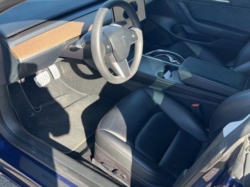Used 2023 Tesla Model 3 Performance image 13
